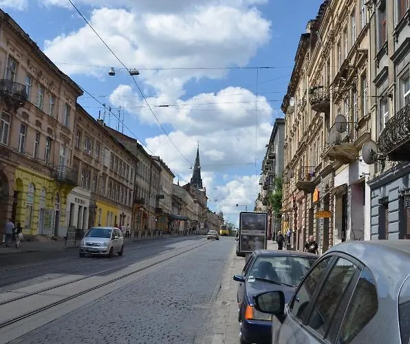 жд вокзал, центр Lviv