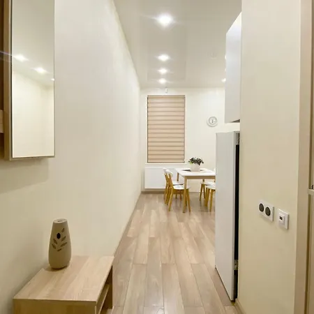 жд вокзал, центр * Lviv