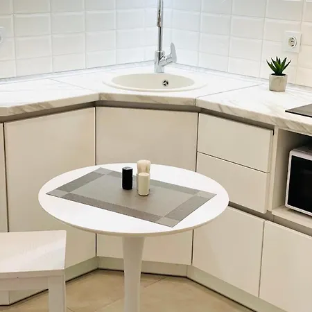 жд вокзал, центр Apartment Lviv